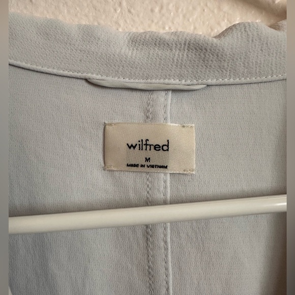 Aritzia Freeform Shirt - Picture 9 of 9